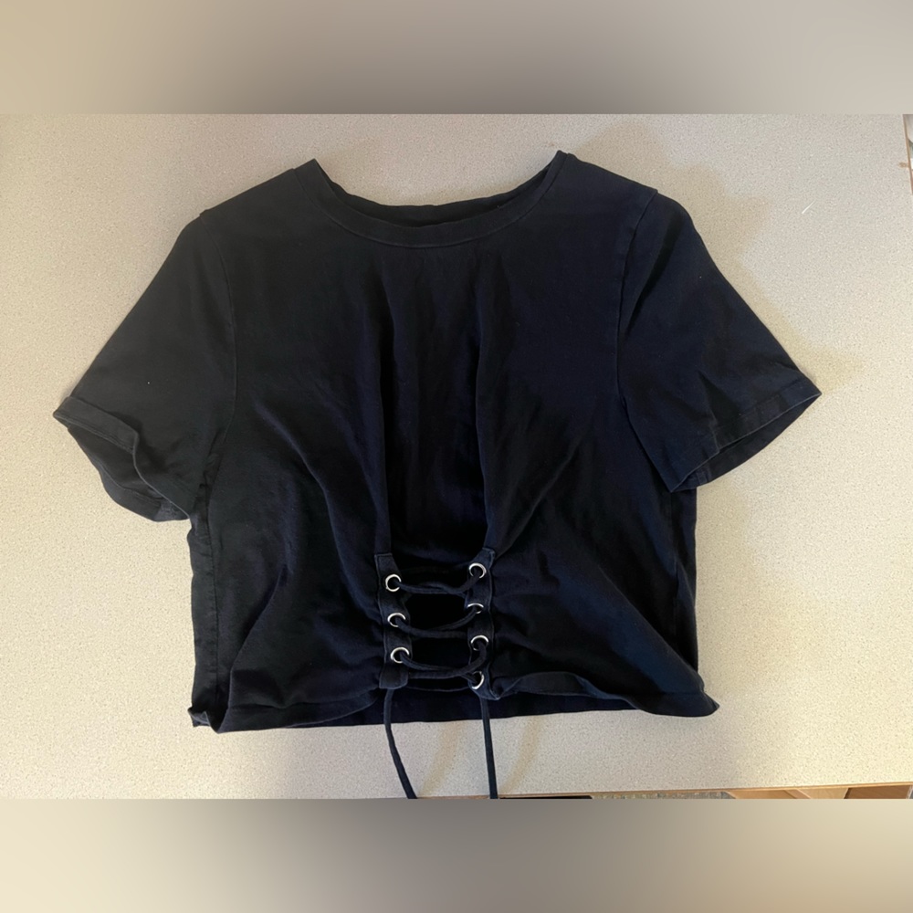 Forever 21 cropped black mock-corset t shirt